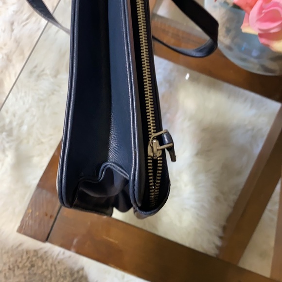 Prada Bag - Picture 9 of 10